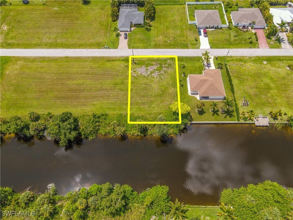 2043 Ne 25th Ter, CAPE CORAL