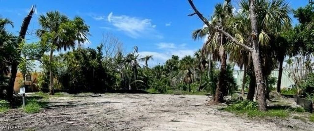 1722 Windward Way, SANIBEL