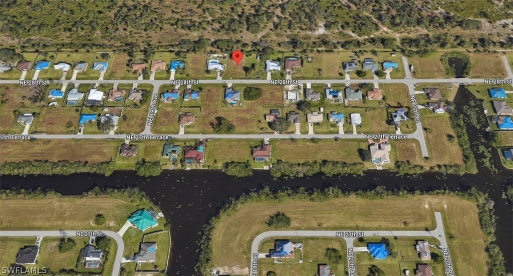 1915 Ne 28th St, Cape Coral