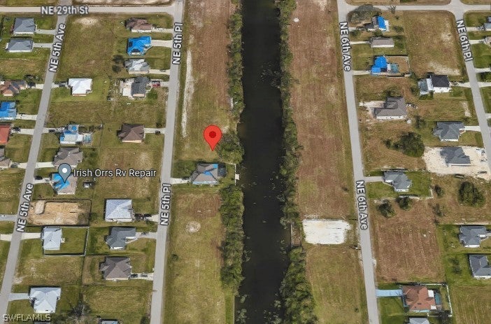 2807 Ne 5th Pl, Cape Coral