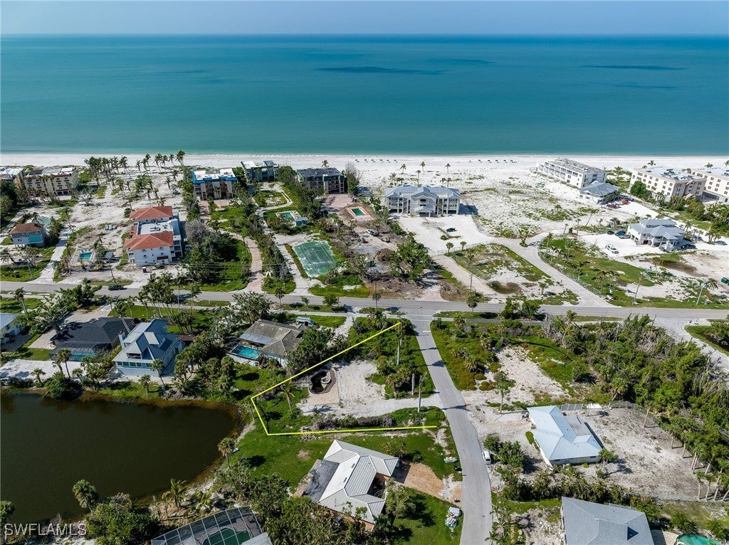 327 Palm Lake Dr, SANIBEL