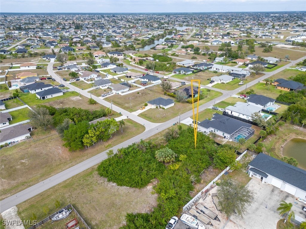 322 Ne 4th St, CAPE CORAL