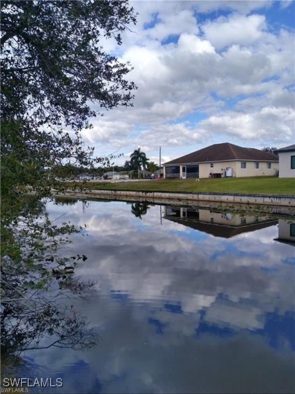 400 Nw 9th St, CAPE CORAL