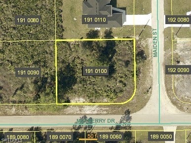 1857 Maiden St, LEHIGH ACRES