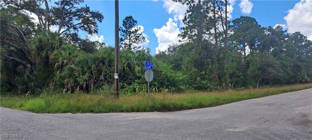 3806 13th St, LEHIGH ACRES
