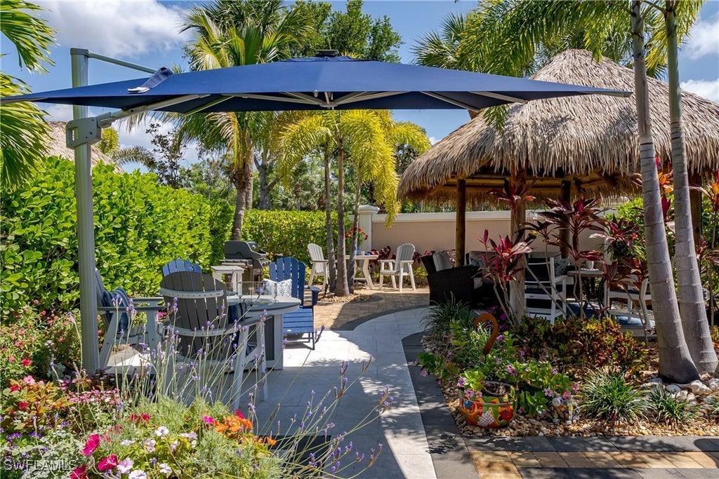 13567 Snook Cir, Naples