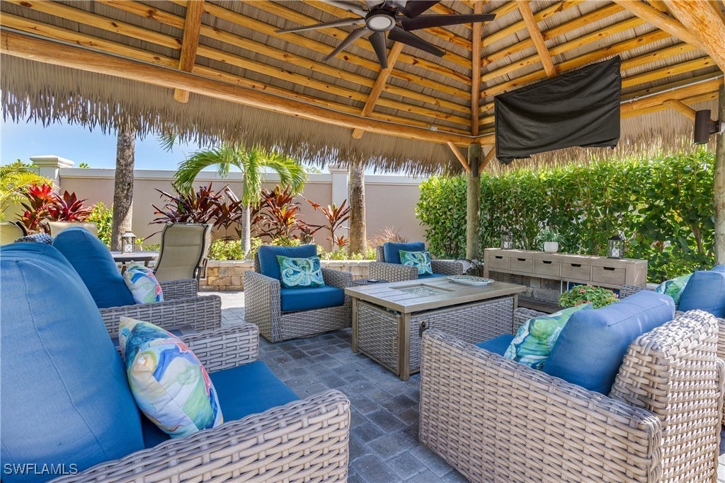 13627 Snook Cir, NAPLES