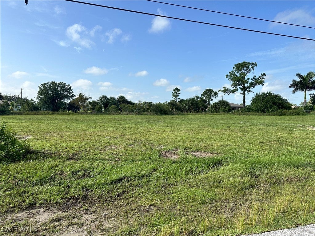 1104 Ne 32nd Ln, CAPE CORAL