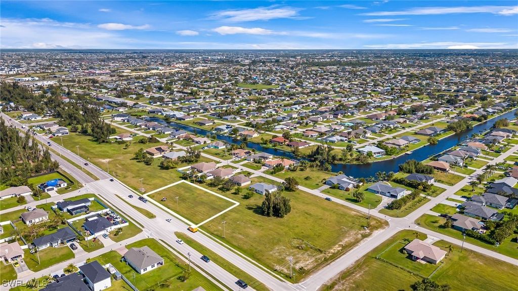 1213 Chiquita Blvd S, Cape Coral