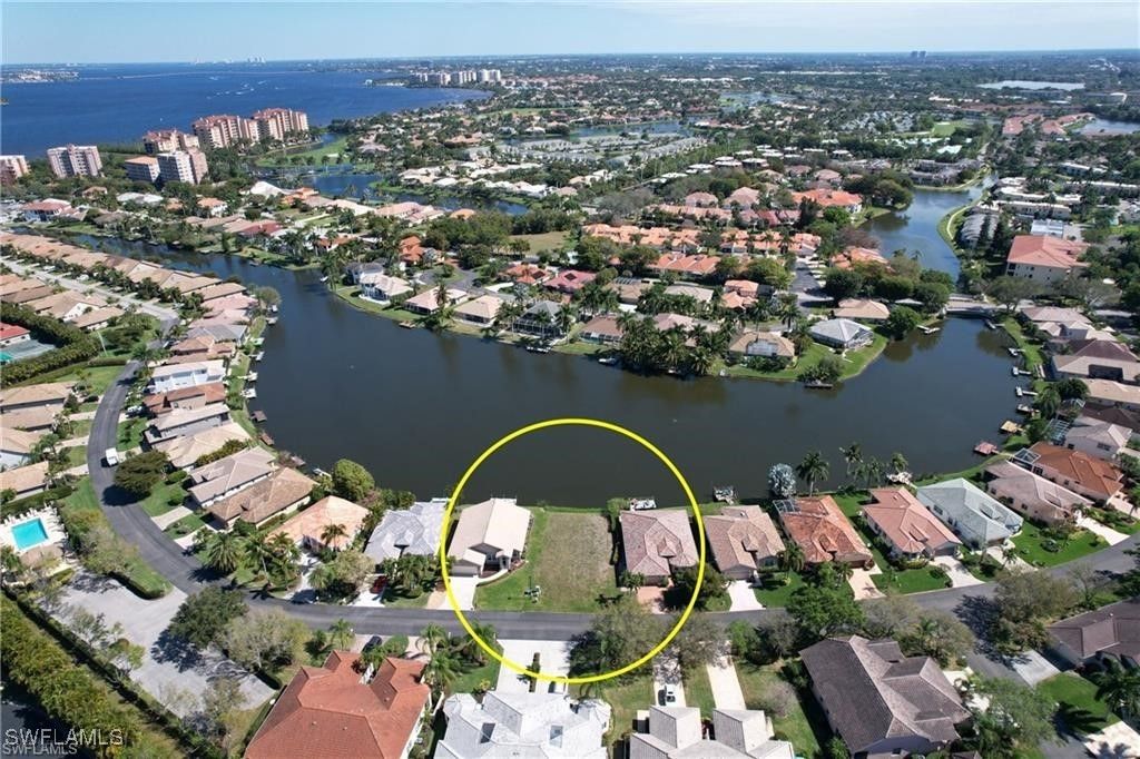14500 Laguna Dr, FORT MYERS