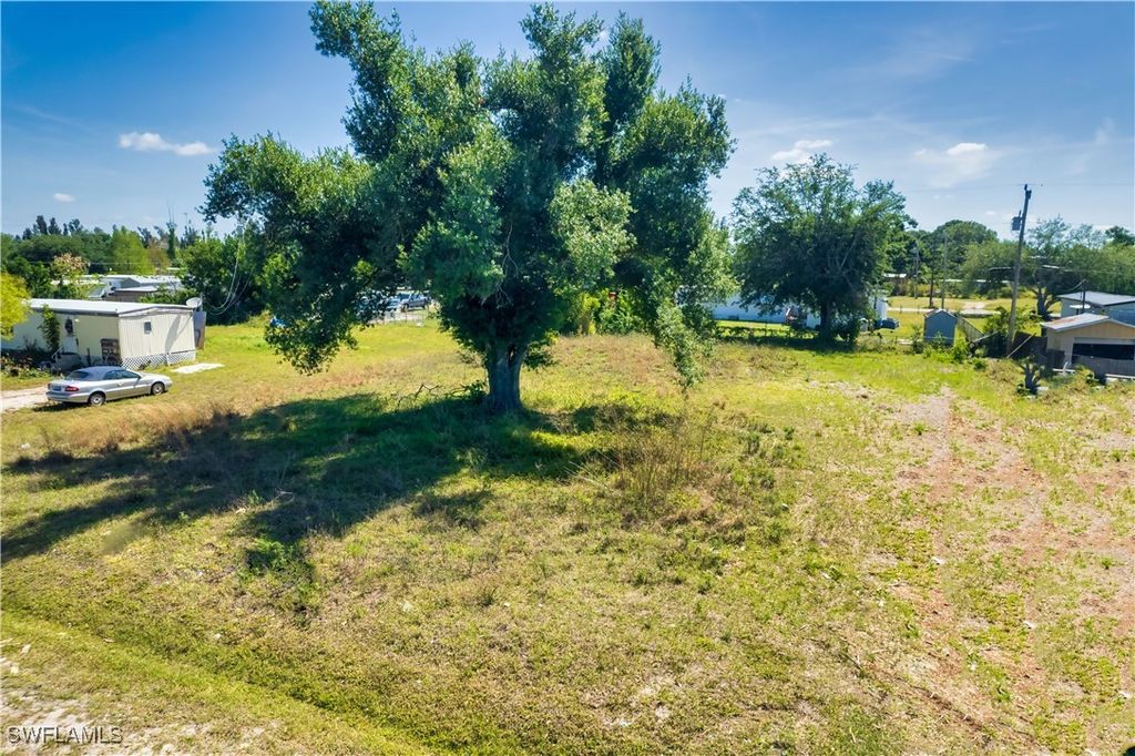 8355 Nault Rd, NORTH FORT MYERS
