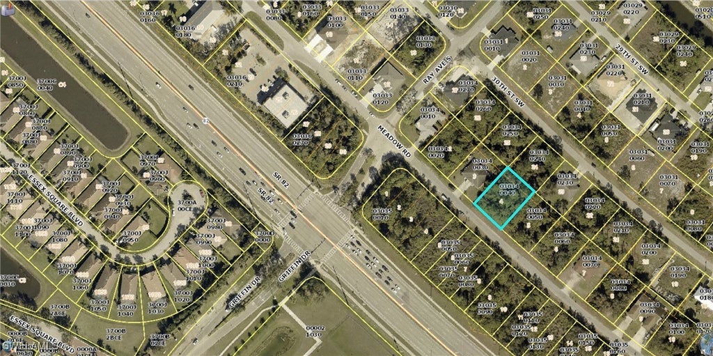 613/615 Meadow Rd, LEHIGH ACRES