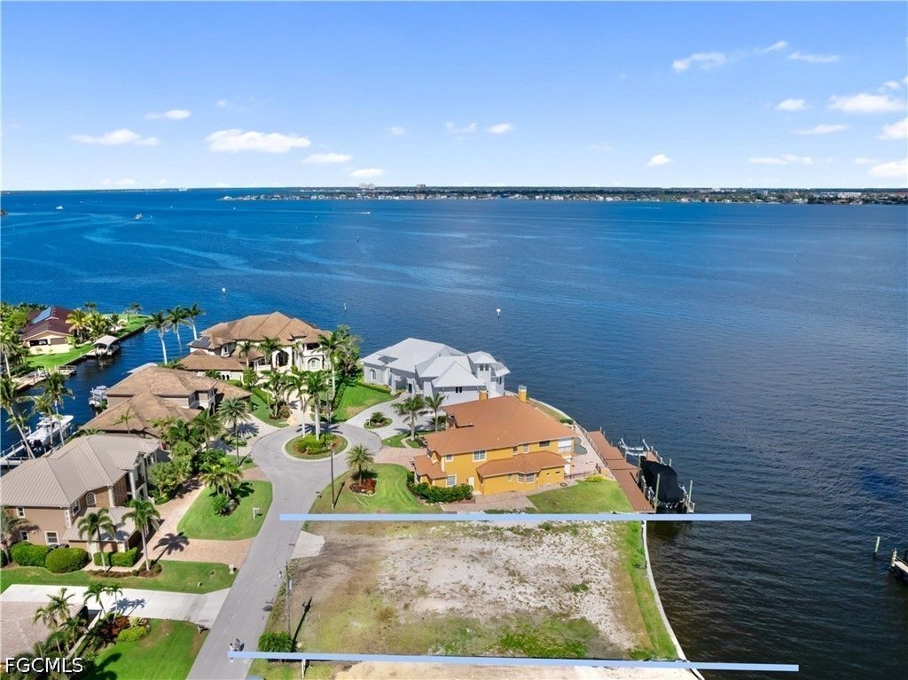 799 Cypress Lake Cir, FORT MYERS