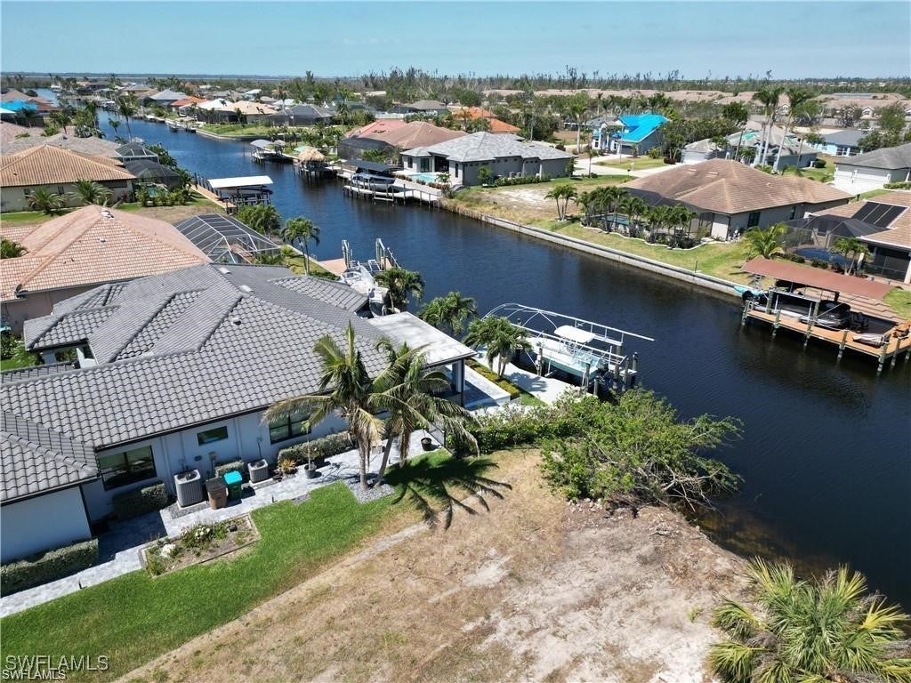 2527 Sw 25th Ter, CAPE CORAL