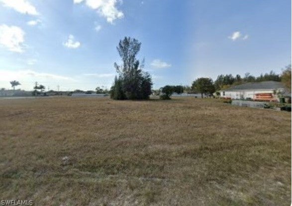 1218 Sw 15th Pl, CAPE CORAL