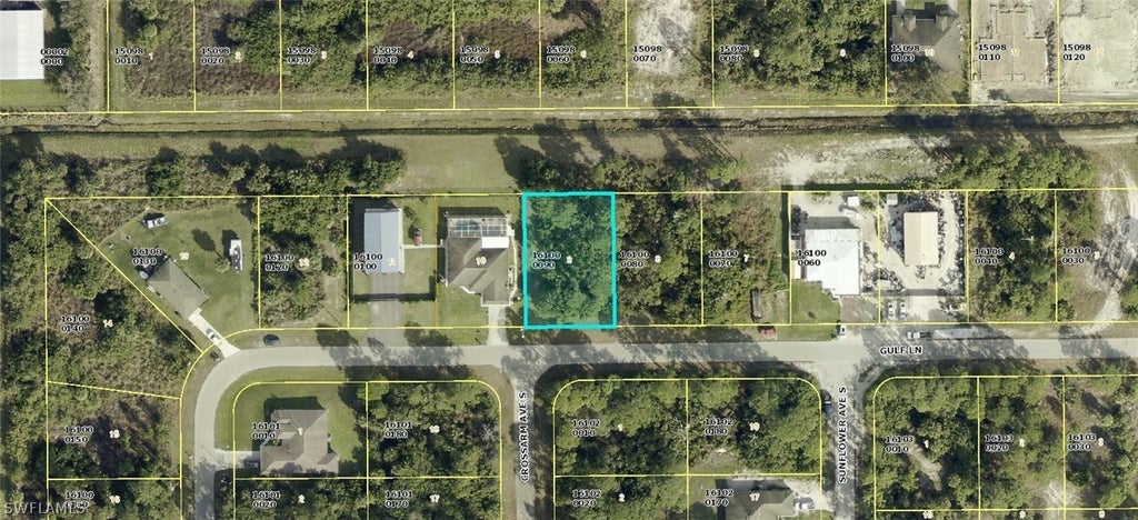 863 Gulf Ln, LEHIGH ACRES