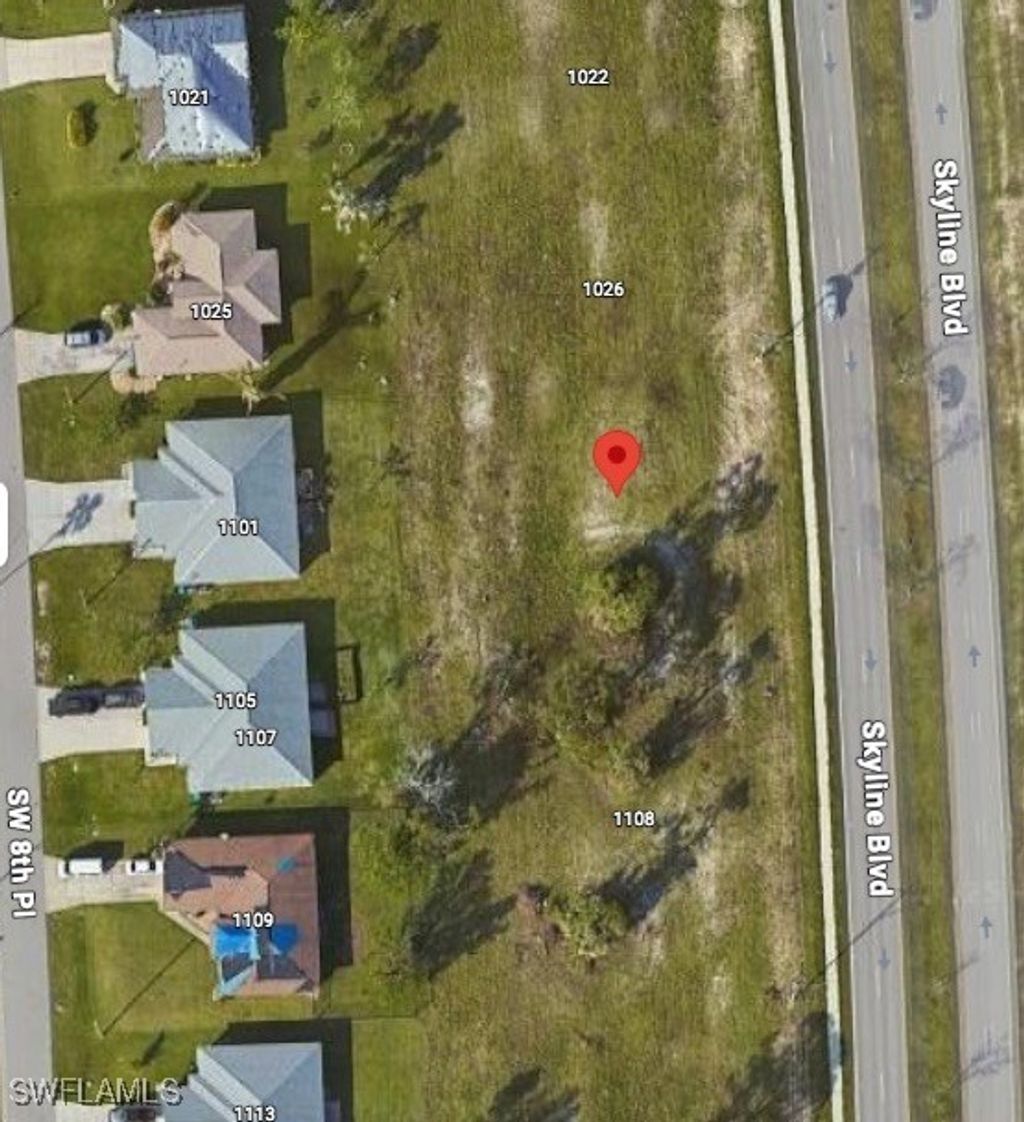 1026 Skyline Blvd, CAPE CORAL