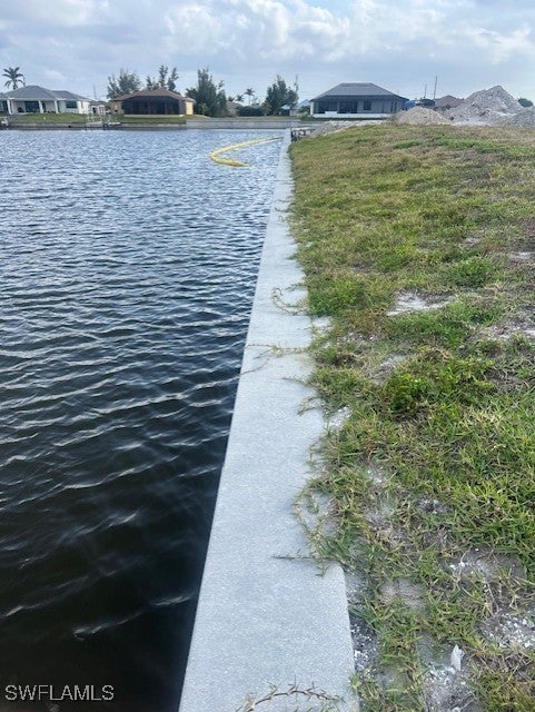 Photo 0