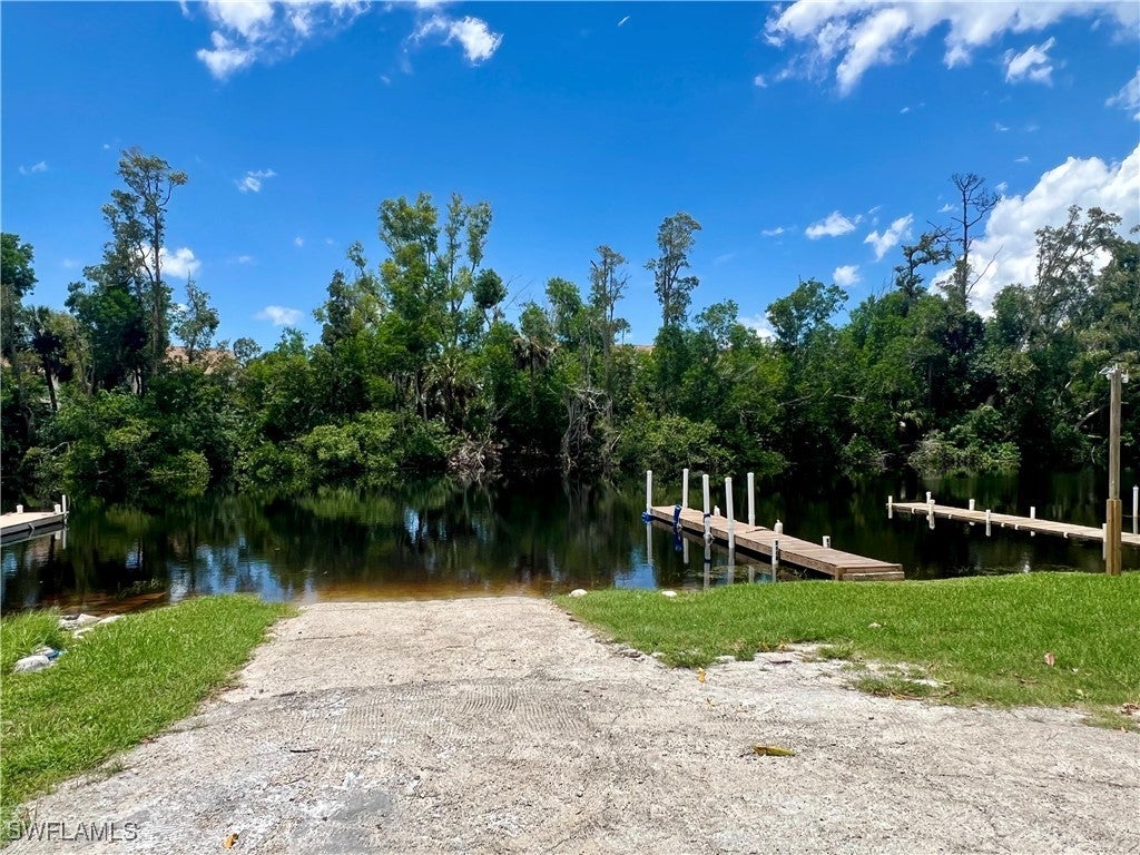 5520 Black Pug Dr, FORT MYERS