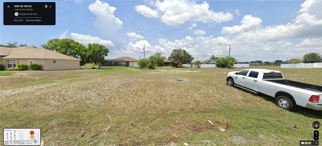 2001 Ne 15th St, CAPE CORAL