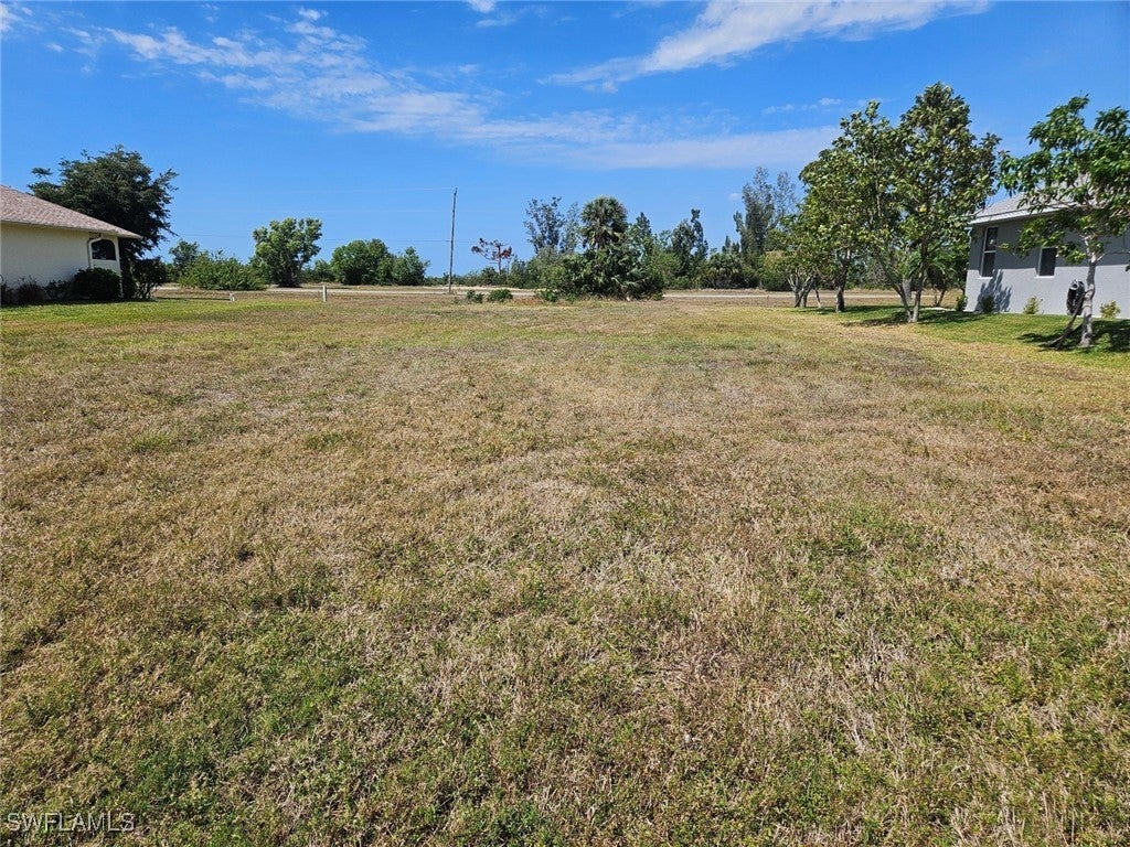 130 Sw 39th Pl, Cape Coral