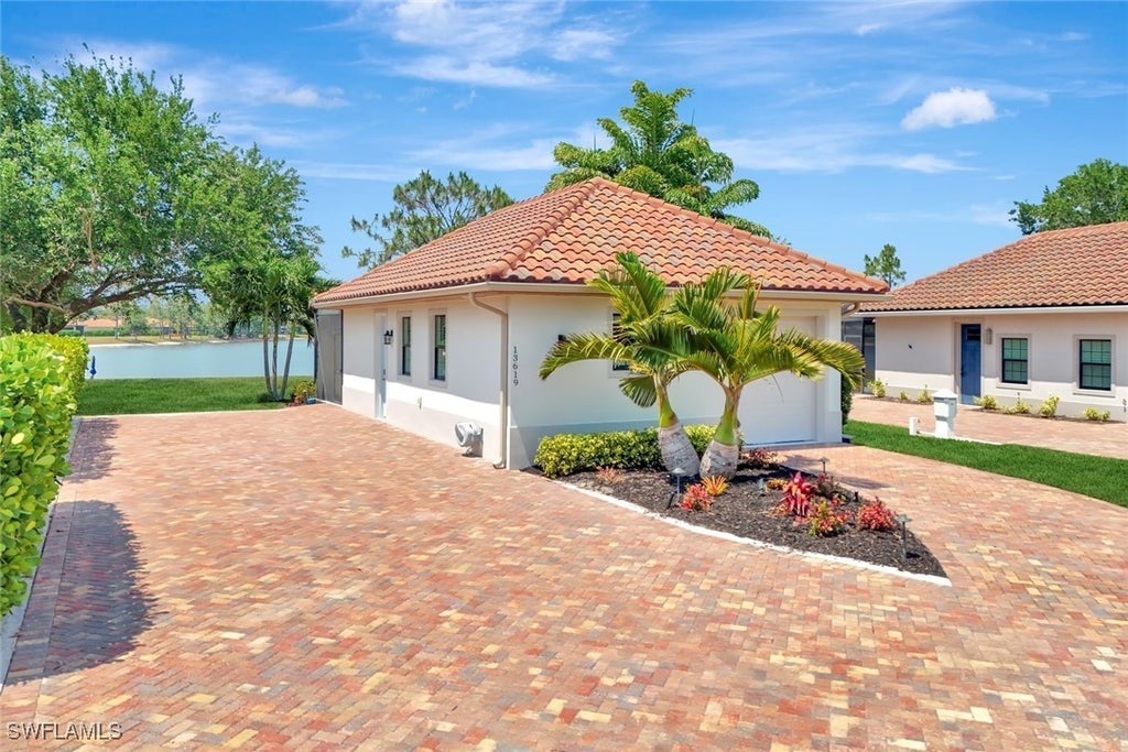 13619 Golden Palms Cir, Fort Myers