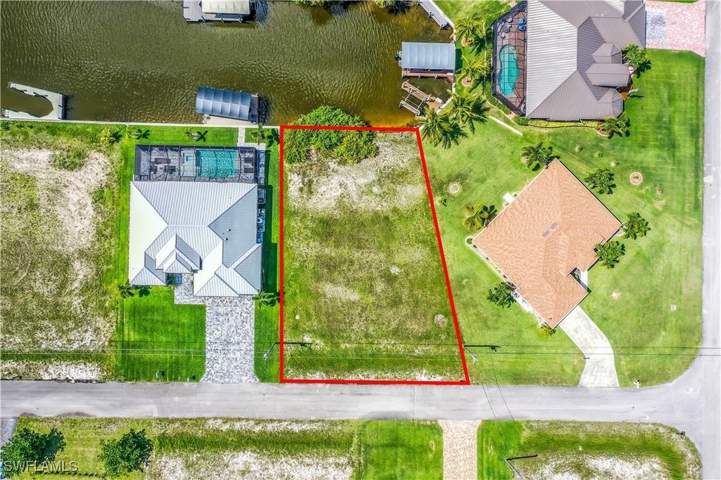 3318 Nw 18th St, CAPE CORAL