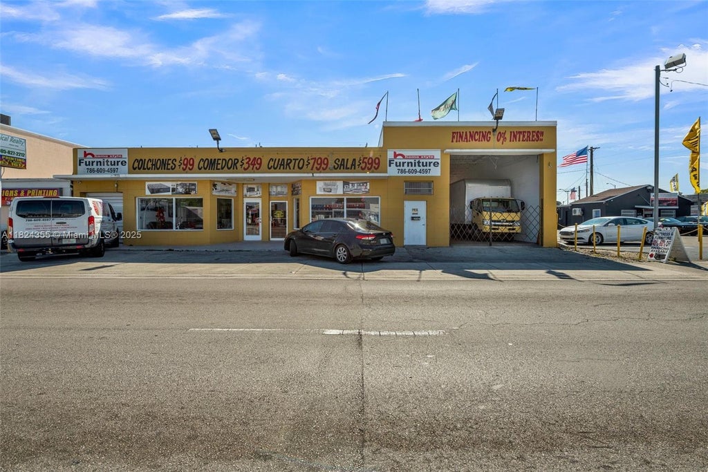 430 E 9th St, Hialeah