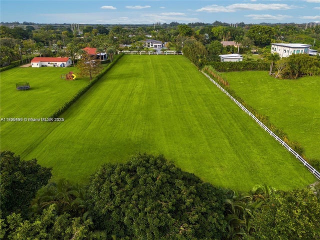 4 of 15 - 70 Sw Pl, Southwest Ranches, FL