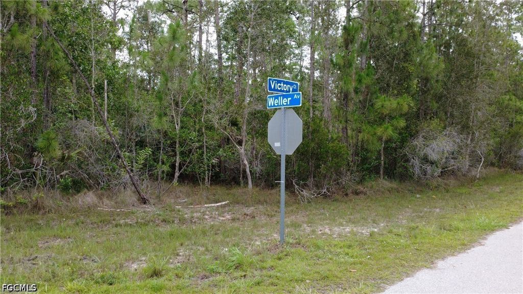 188 Victory Ct, Lehigh Acres