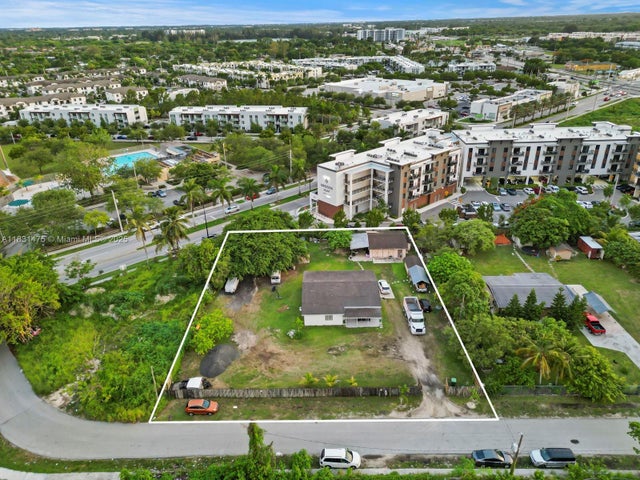 14210 Henderson St, Homestead