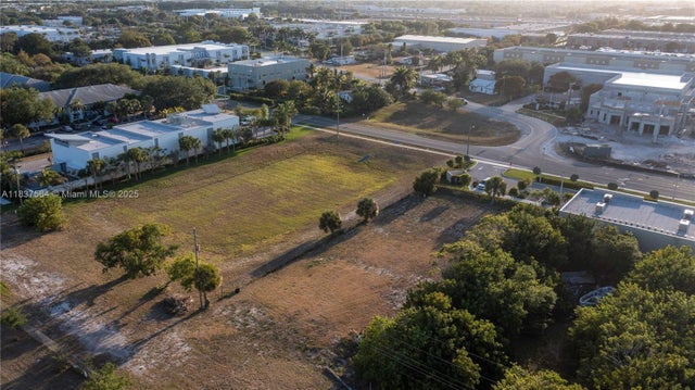 1 of 4 - 1022 Sw 9th Ave, Delray Beach, FL