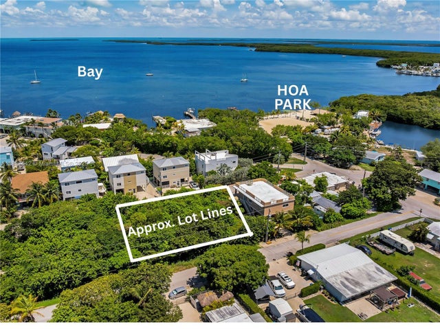 1 of 26 - Poinciana And Lakeview Drive, Key Largo, FL