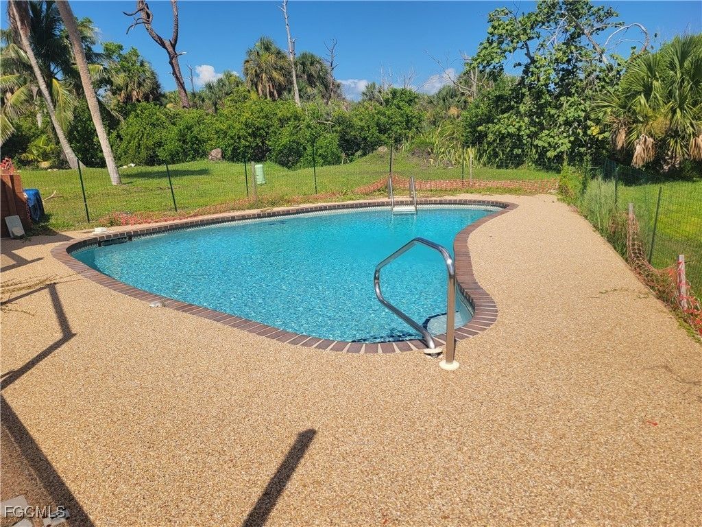 13690 Gannet Dr, FORT MYERS