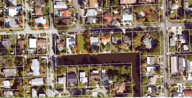 2 of 15 - 305 Sw 5th St, Hallandale Beach, FL