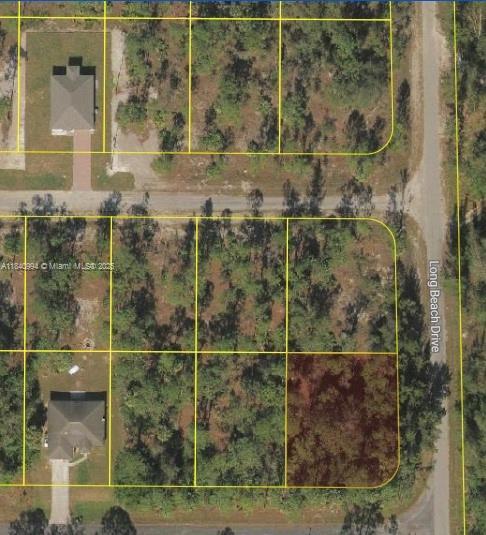 2 of 7 - 300 Ludlow Ave, Lehigh Acres, FL