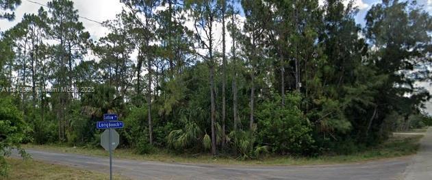 4 of 7 - 300 Ludlow Ave, Lehigh Acres, FL
