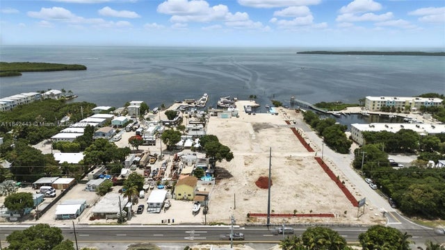 3 of 8 - 97601 Overseas Hwy, Key Largo, FL