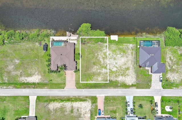 2 of 37 - 401 Nw 24th Ter, Cape Coral, FL