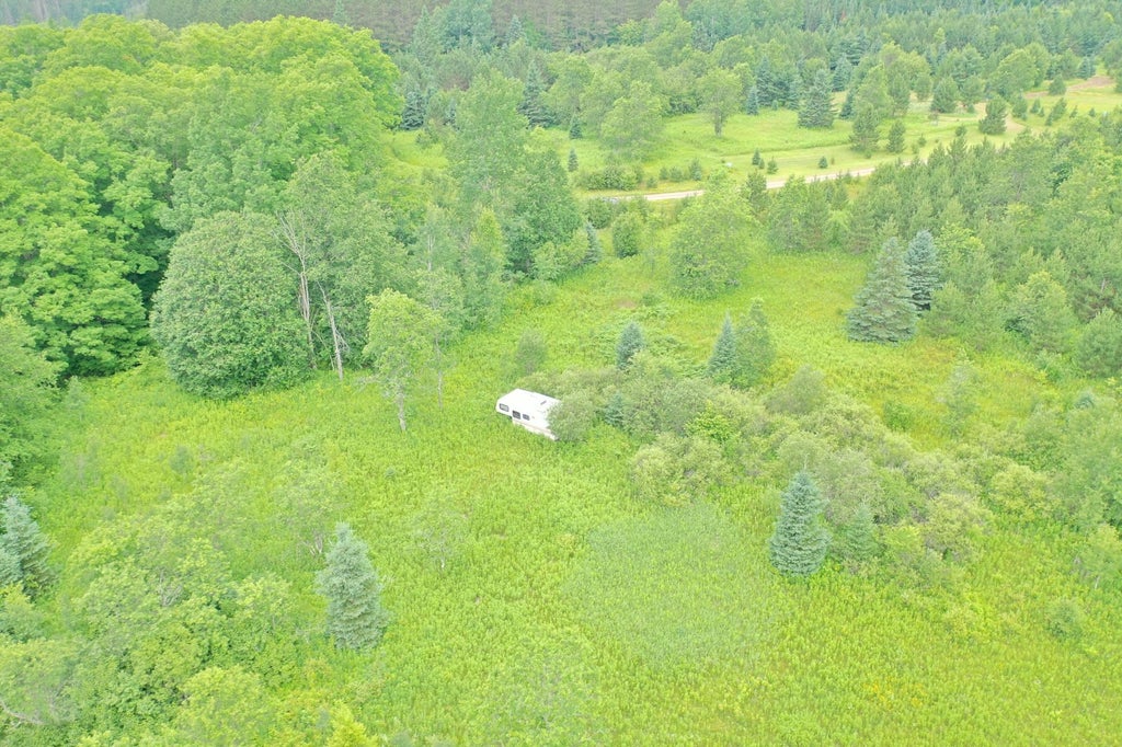 On Bert Schmidt Cr # 5.1 Acres, Glidden