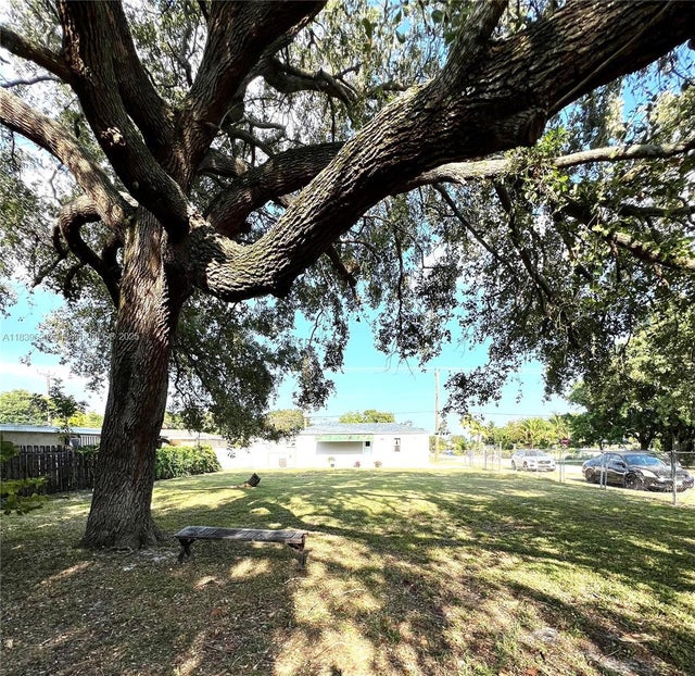 3 of 22 - 5803 Arthur St, Hollywood, FL