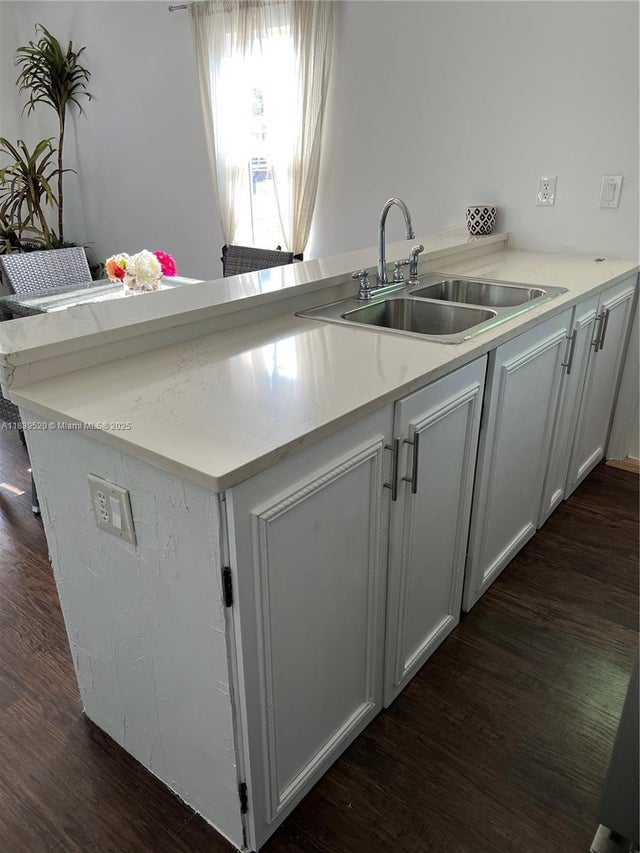 5 of 22 - 5803 Arthur St, Hollywood, FL