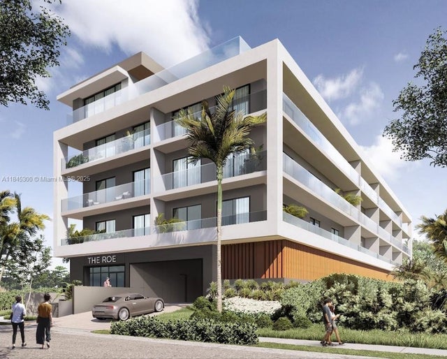 4 of 20 - 2246 Monroe St, Hollywood, FL