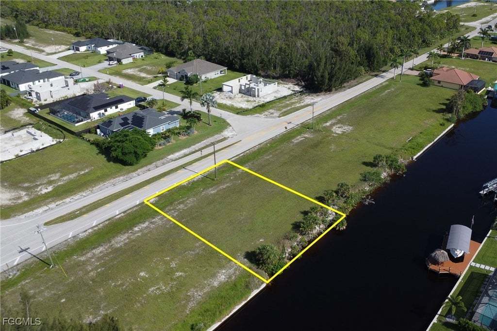 2205 Old Burnt Store Rd N, Cape Coral