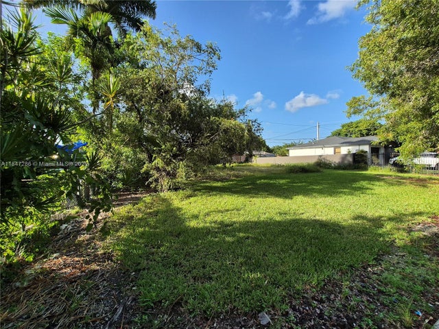 5 of 11 - 710 Sw 7th St, Florida City, FL