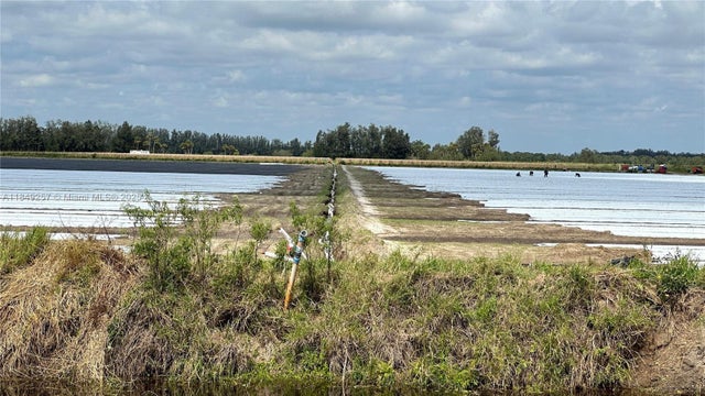 4 of 33 - 595 N Header Canal Road, Fort Pierce, FL
