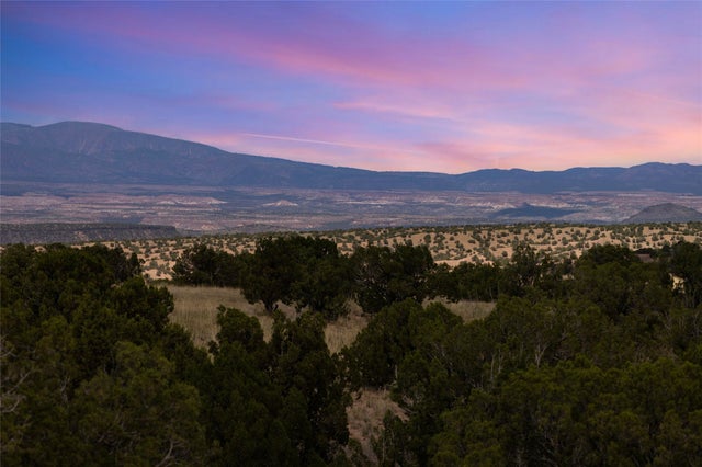 42 Via Del Caballo, Santa Fe