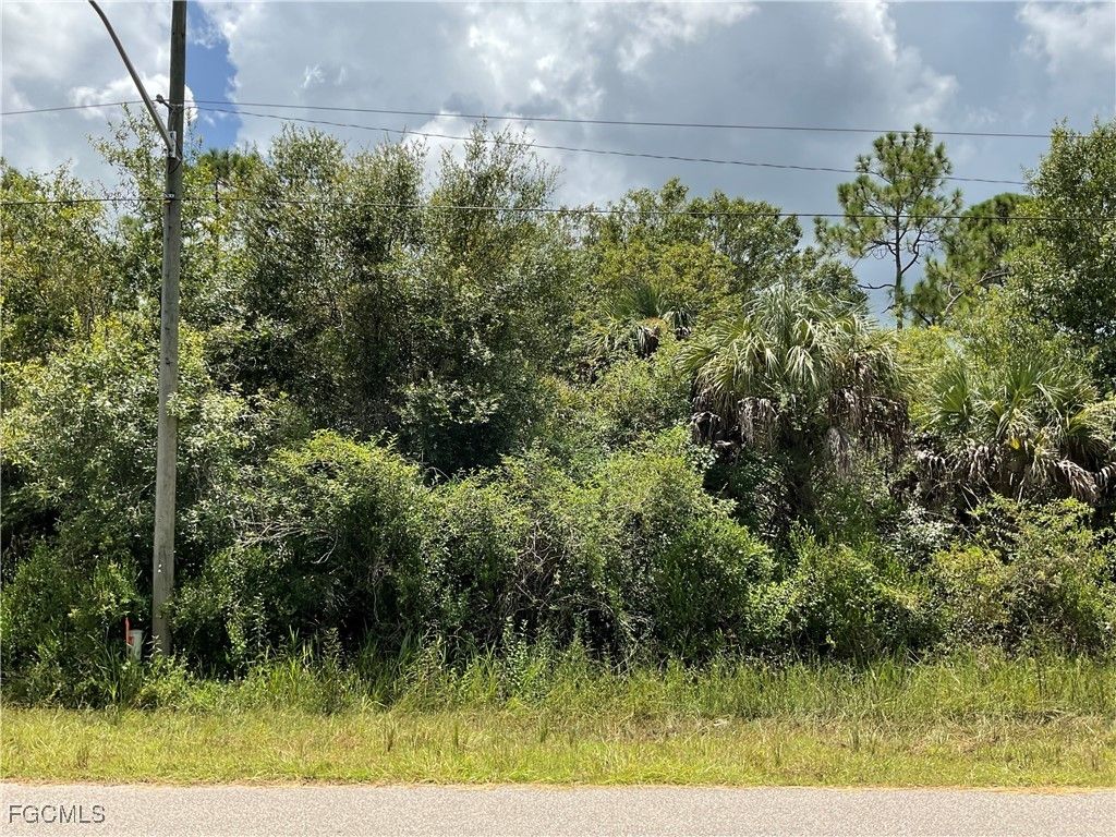 3221 49th St W, Lehigh Acres