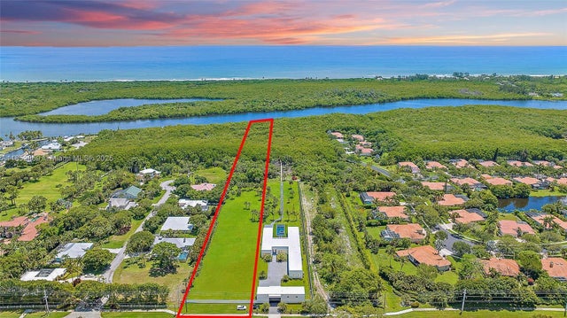 1 of 3 - 9721 Gomez Ave, Hobe Sound, FL