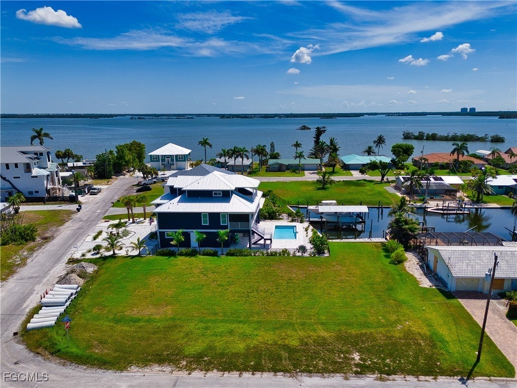 1 Palmview Blvd, FORT MYERS BEACH